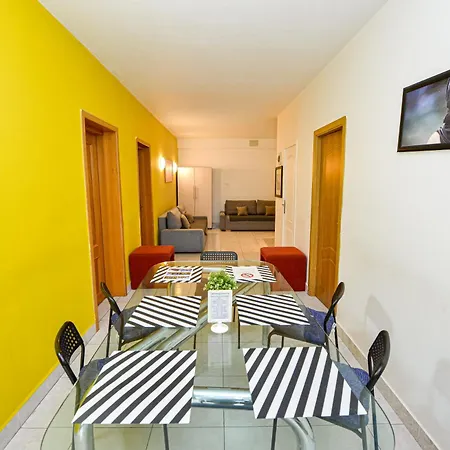 Guest house Budget *